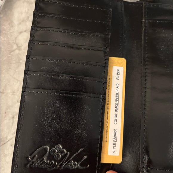 Patricia Nash Teresa wallet black/white plaid - Picture 6 of 9